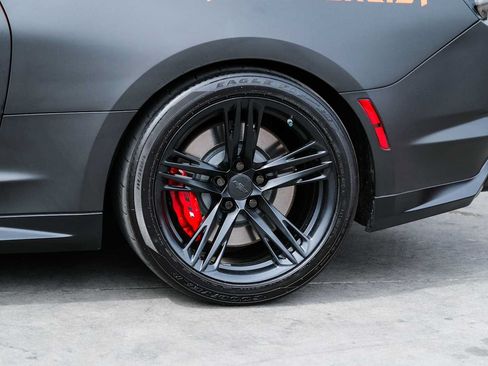 Used 2022 Chevrolet Camaro ZL1 RWD image 28
