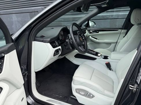 Certified 2026 Porsche Macan S AWD/4WD image 13