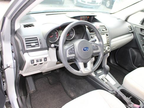 Used 2017 Subaru Forester 2.5i Premium w/ All-Weather Package image 13