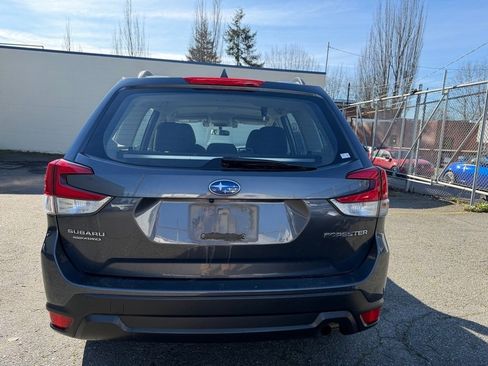 Used 2021 Subaru Forester image 6