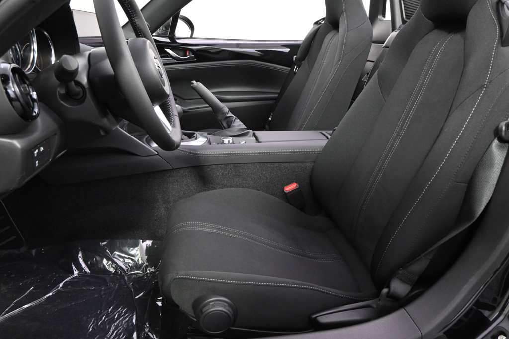 New 2026 MAZDA MX-5 Miata Club w/ Weather Package RWD image 17