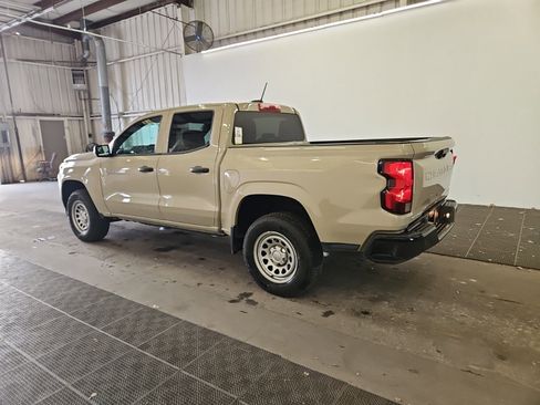 Used 2023 Chevrolet Colorado W/T image 2