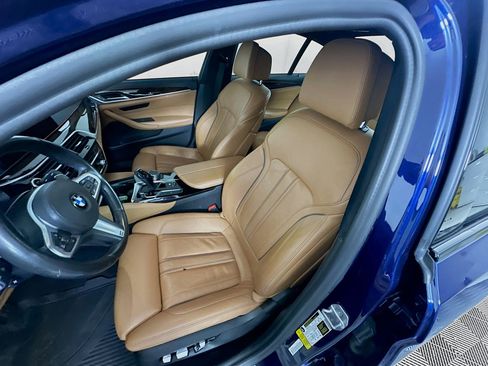 Used 2019 BMW 530i w/ M Sport Package RWD image 13
