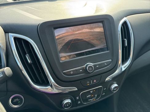 Used 2022 Chevrolet Equinox LT image 9