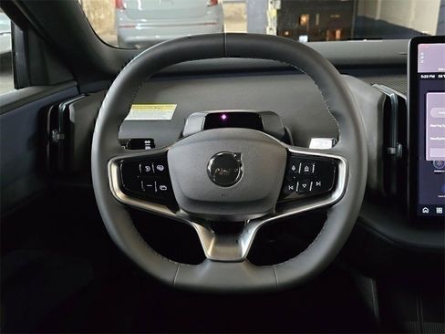 New 2025 Volvo EX30 Plus w/ Protection Package Premier image 18