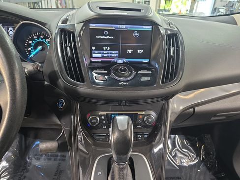 Used 2014 Ford Escape Titanium w/ Equipment Group 401A FWD image 19