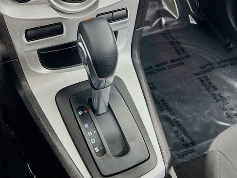 Used 2017 Ford Fiesta SE image 15