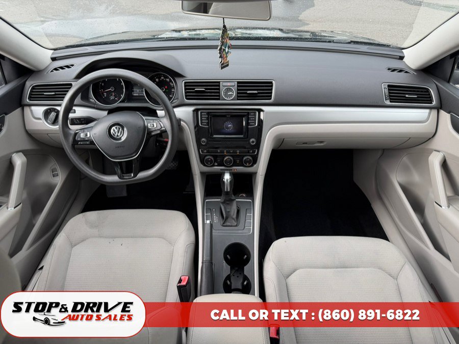 Used 2016 Volkswagen Passat 1.8T S FWD image 10