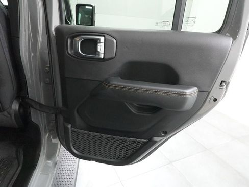 Used 2023 Jeep Wrangler Unlimited Sahara AWD/4WD image 31