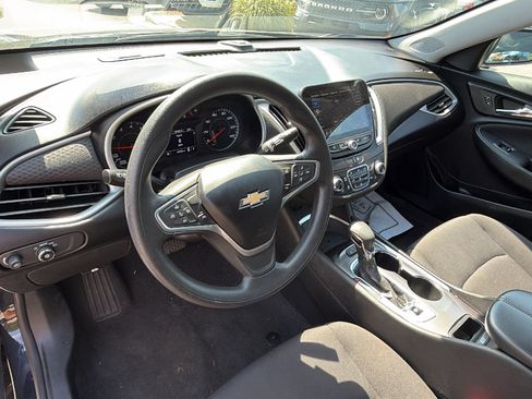 Used 2023 Chevrolet Malibu LT w/ Driver Confidence Package FWD image 24