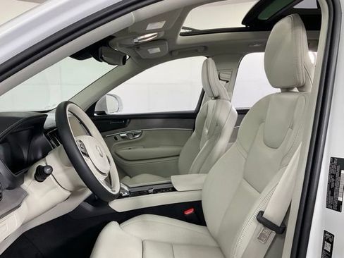 New 2026 Volvo XC90 B5 Ultra AWD/4WD image 28