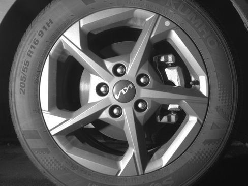 Used 2025 Kia K4 LXS image 13