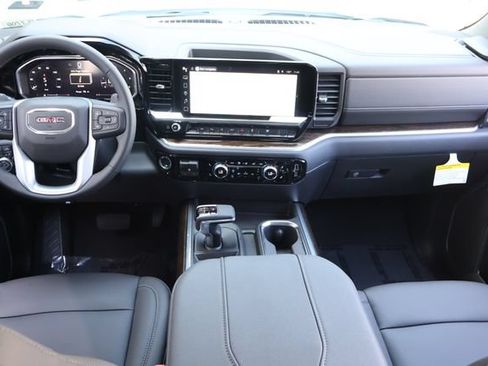 New 2026 GMC Sierra 1500 Elevation w/ Elevation Premium Package RWD image 17