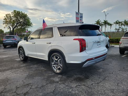 Used 2024 Hyundai Palisade Limited FWD image 8