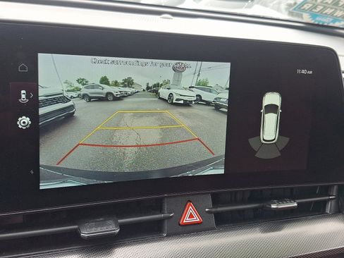 Used 2023 Kia Sportage SX image 19