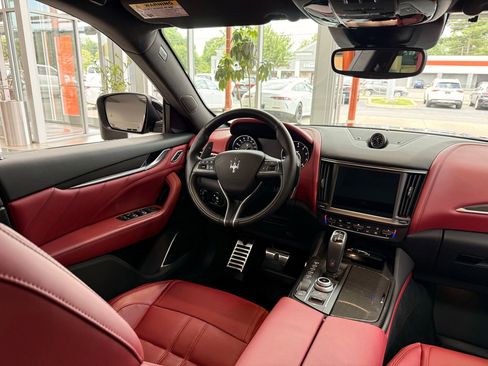 Used 2023 Maserati Levante Modena S AWD/4WD image 36