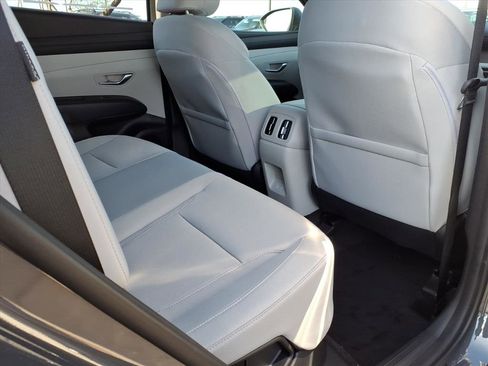 New 2026 Hyundai Tucson SEL image 8