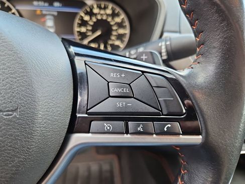 Used 2024 Nissan Altima 2.5 SR image 12