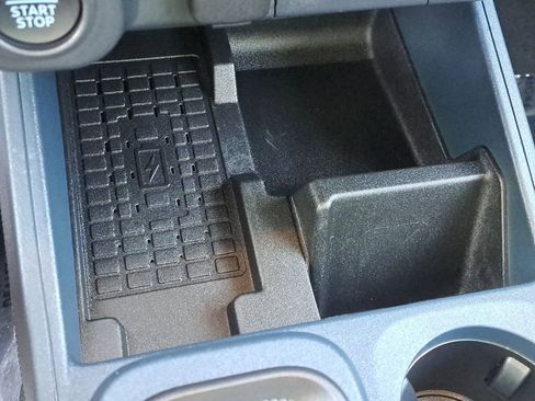 Used 2025 Ford Maverick Lobo image 26