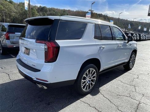 New 2026 GMC Yukon Denali w/ Sun & Power Step Package image 3