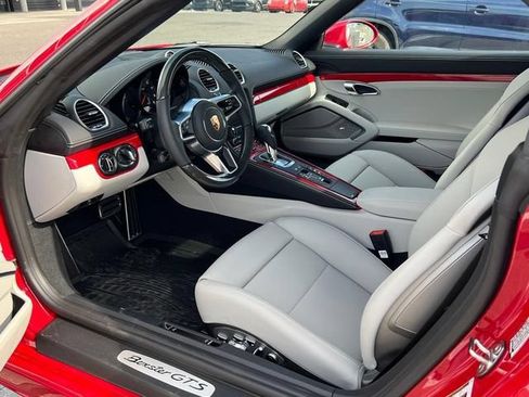 Used 2024 Porsche 718 Boxster GTS RWD image 4
