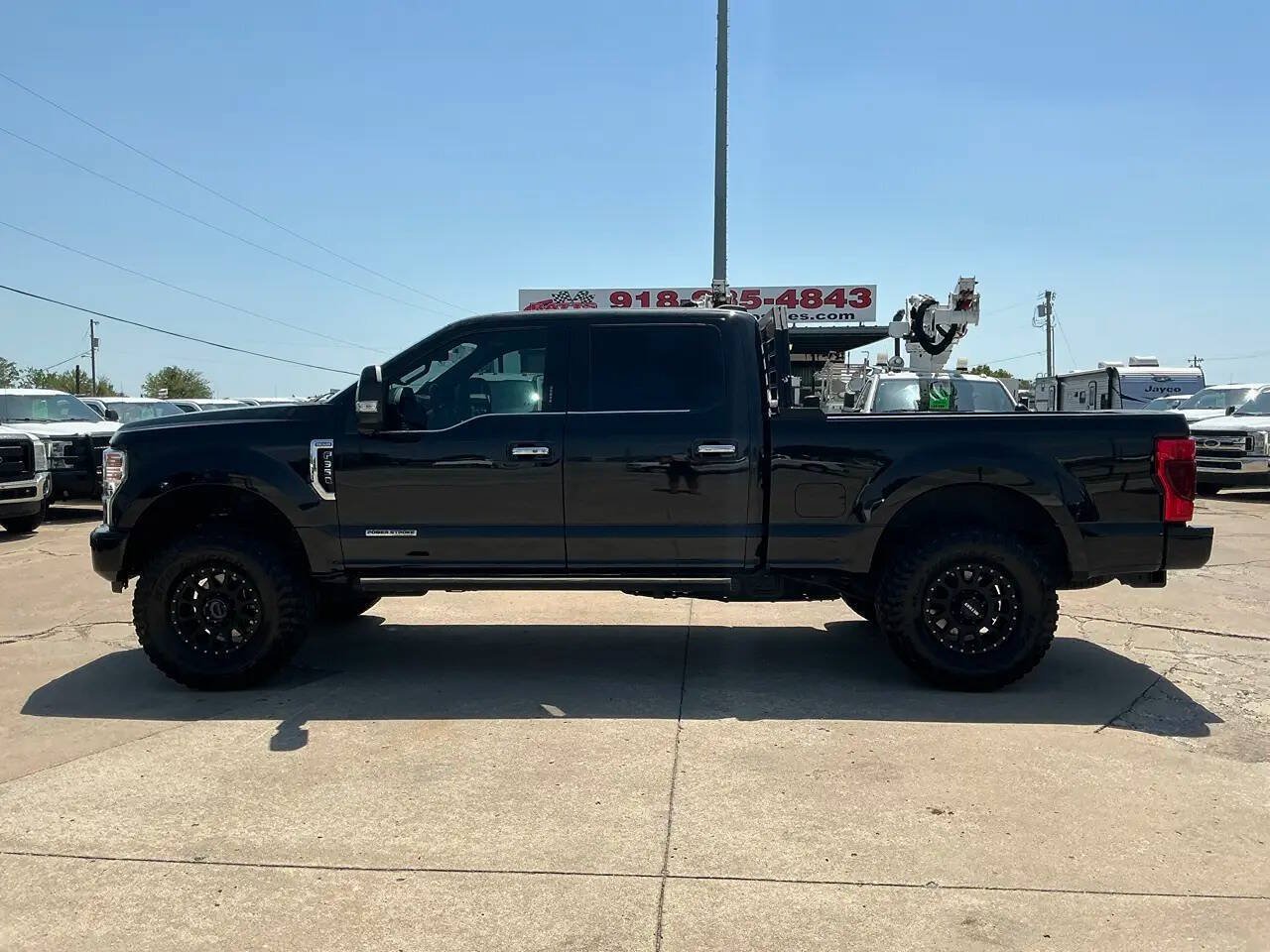 Used 2020 Ford F350 King Ranch w/ King Ranch Ultimate Package AWD/4WD image 2