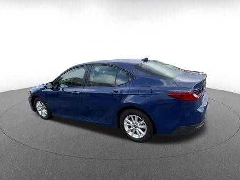 Used 2025 Toyota Camry LE image 13