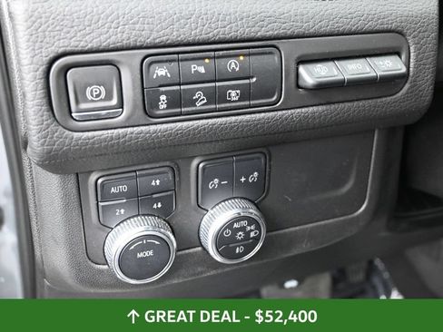 Used 2023 GMC Yukon Denali AWD/4WD image 31