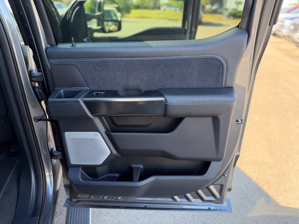 New 2026 Ford F250 Platinum AWD/4WD image 18