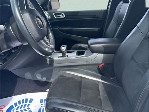 Used 2015 Jeep Grand Cherokee Altitude image 9