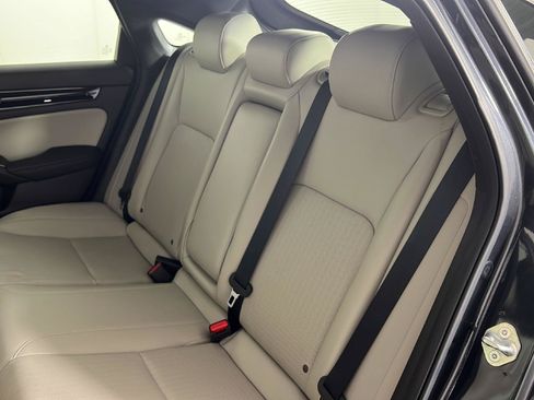 Used 2023 Honda Civic Sport Touring image 4