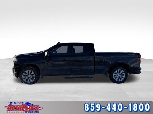 Used 2020 Chevrolet Silverado 1500 Custom w/ Custom Value Package image 2
