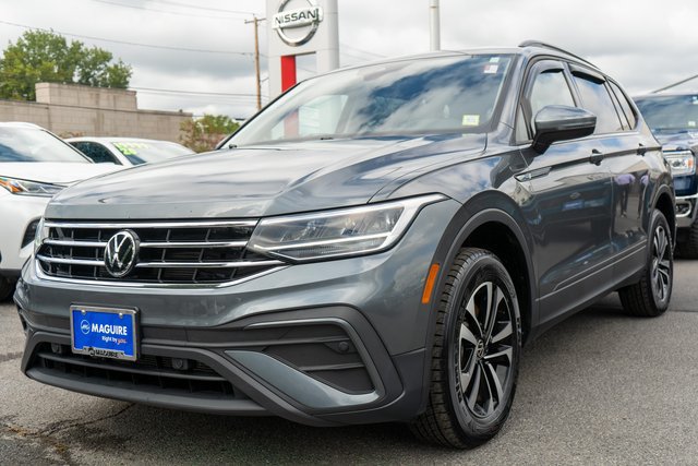 Used 2024 Volkswagen Tiguan S AWD/4WD image 2