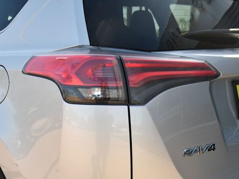 Used 2016 Toyota RAV4 XLE AWD/4WD image 39