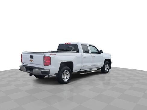 Used 2018 Chevrolet Silverado 1500 LT AWD/4WD image 8
