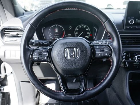 Used 2023 Honda Pilot Sport image 20