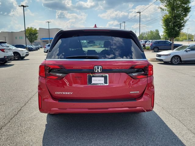 New 2027 Honda Odyssey Touring image 5