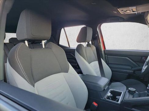 Used 2025 Toyota 4Runner 4WD image 15