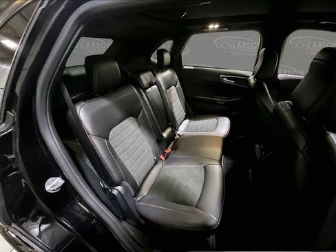 Used 2024 Ford Edge ST-Line AWD/4WD image 16