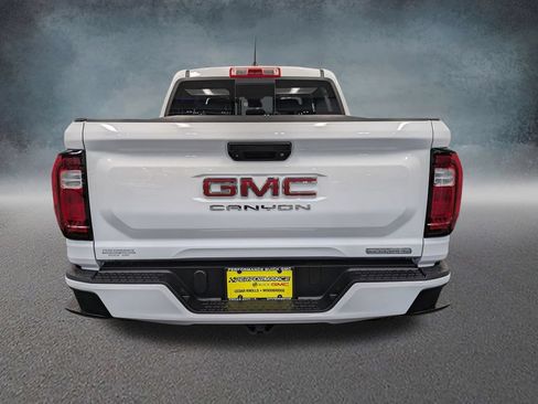 Used 2023 GMC Canyon Elevation w/ Convenience Package AWD/4WD image 5