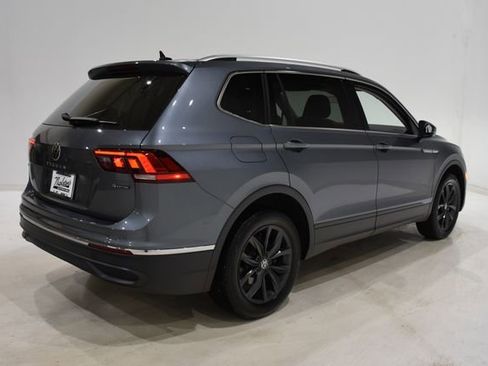 Used 2024 Volkswagen Tiguan SE image 4