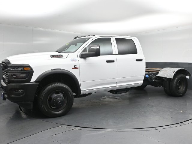 Used 2026 RAM 3500 Tradesman AWD/4WD image 4