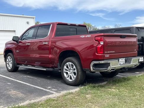 Used 2025 Chevrolet Silverado 1500 LTZ w/ LTZ Convenience Package II image 5