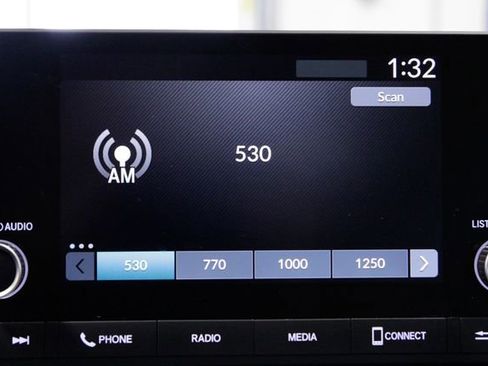 Certified 2024 Honda HR-V LX image 32