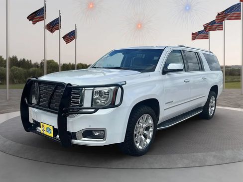 Used 2019 GMC Yukon XL Denali w/ Open Road Package AWD/4WD image 1