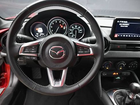 Used 2021 MAZDA MX-5 Miata RF Club RWD image 11