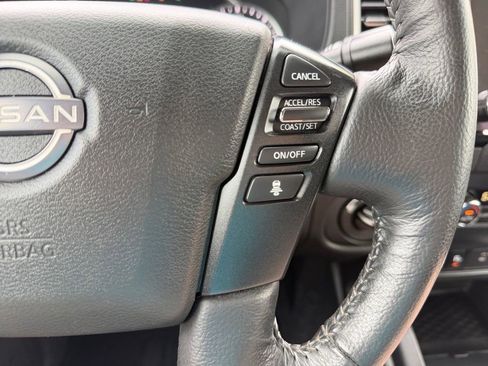 Used 2022 Nissan Frontier SV w/ SV Premium Package AWD/4WD image 23