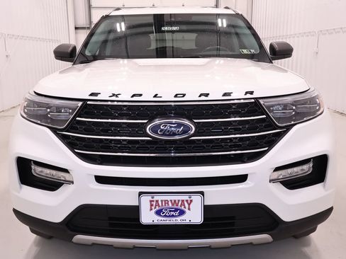 Certified 2023 Ford Explorer XLT w/ Equipment Group 202A AWD/4WD image 5