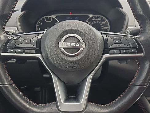 Used 2025 Nissan Altima 2.5 SR FWD image 19