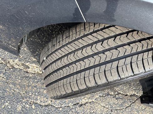 Used 2025 Honda Civic Sport image 28